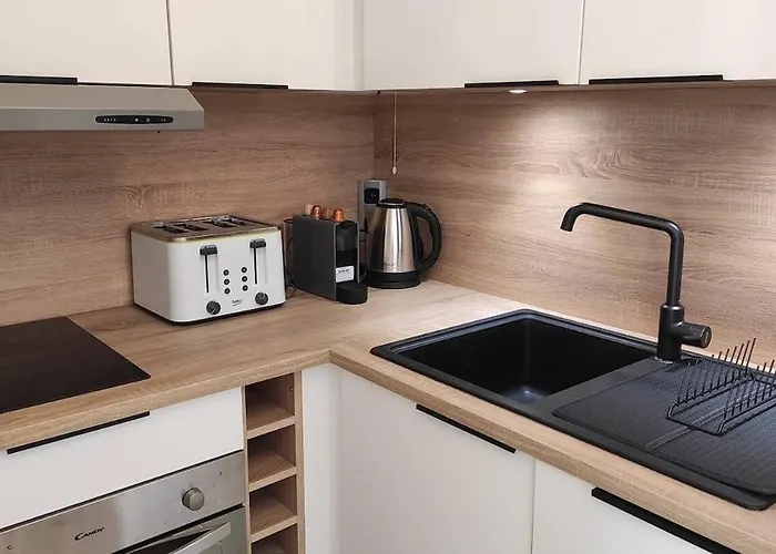 Apartamento T2 Avec Piscine, Terrasse & A Pied La Grande-Motte