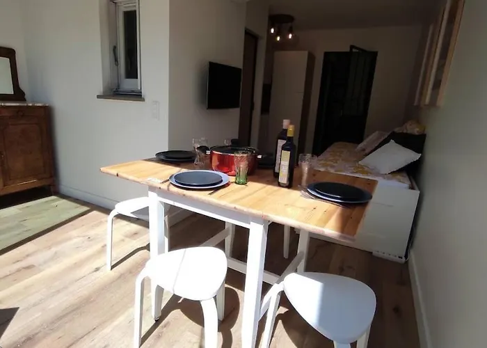 Apartamento T2 Avec Piscine, Terrasse & A Pied La Grande-Motte