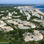 T2 Avec Piscine, Terrasse & A Pied *