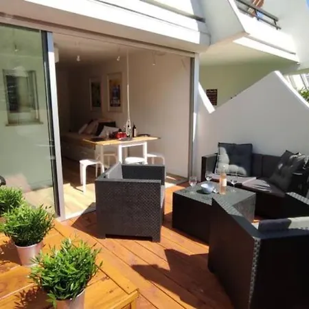 Apartment T2 Avec Piscine, Terrasse & A Pied La Grande-Motte